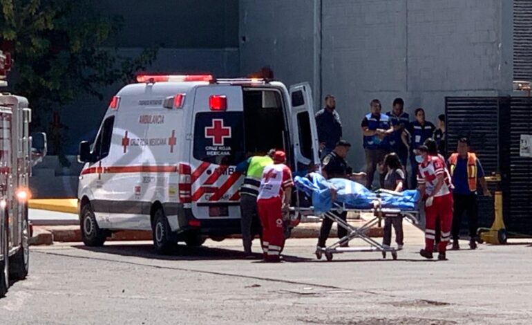  Explota transformador en bodega de tiendas Oxxo en complejo Industrial; un lesionado
