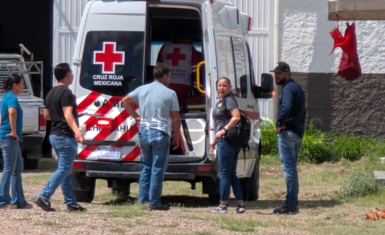  Cae de más de cuatro metros de altura en bodega de Colonia Aeropuerto