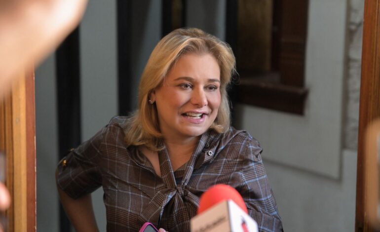  Refrenda Maru Campos compromiso con los chihuahuenses en la defensa del agua