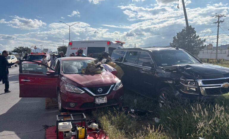  Choque en carretera a Aldama y Fuerza Áerea deja a conductor lesionado