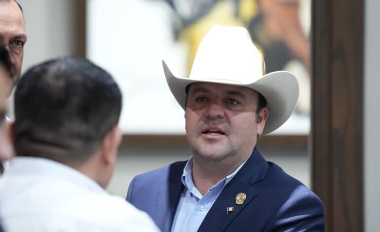 Congreso aprobó iniciativa de Memo Ramírez para regular importación de carne brasileña y proteger al sector ganadero