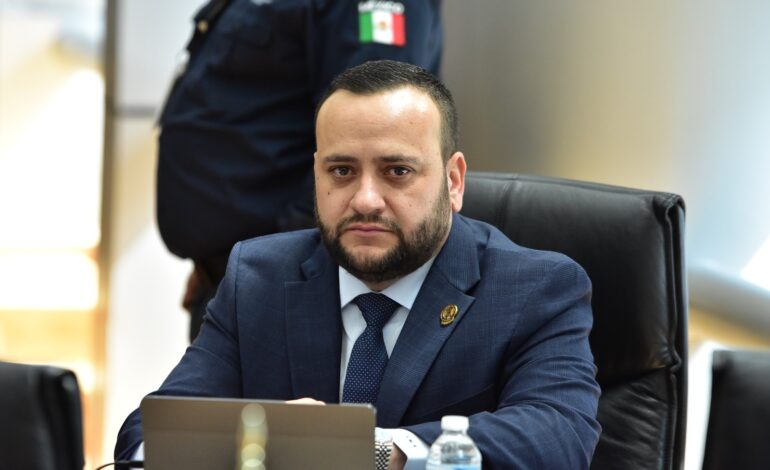  Nuestros ganaderos son los que sufren y al Gobierno Federal le pasa de noche: Medina por nuevo caso de gusano barrenador en NL