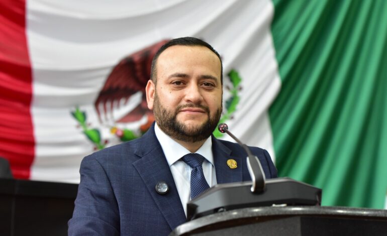  Pide Arturo Medina apoyos prioritarios para jóvenes emprendedores en situación vulnerable