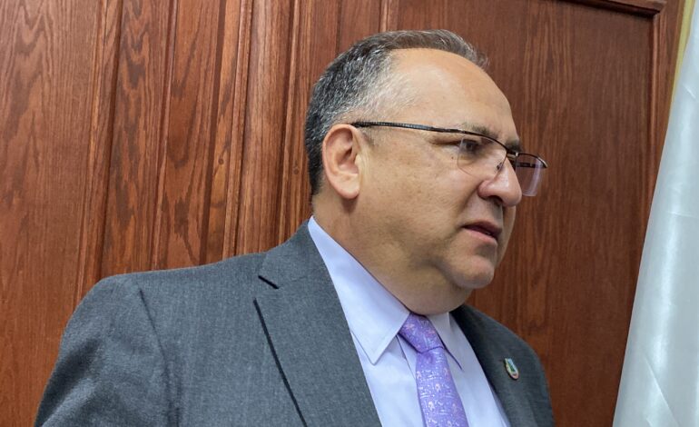  Es decisión de cada empleado comprar o no predios campestres: Rector