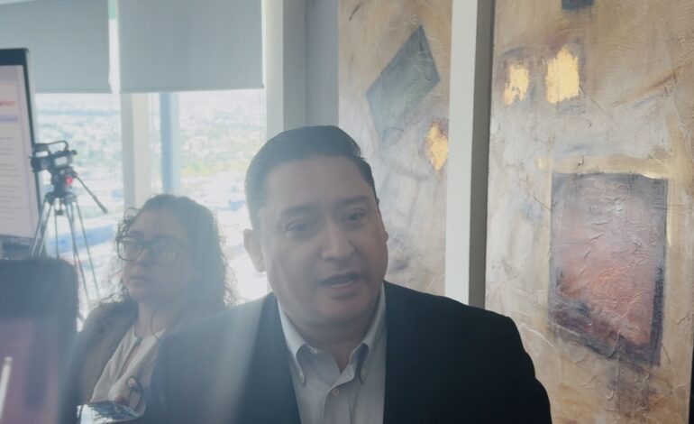  Claudio X. González no le va a marcar la agenda al PAN y el histriónico Salinas Pliego no será nuestro candidato, hasta me río: Alfredo Chávez