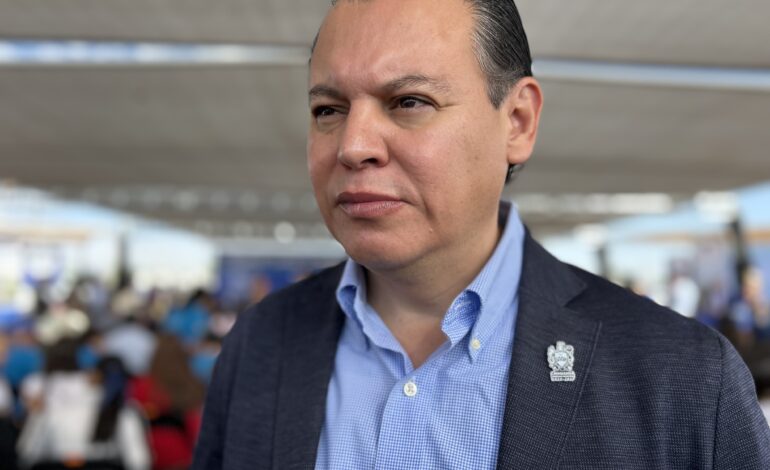 Enfocado Mantenimiento Urbano del Municipio en tareas de limpieza viales y alumbrado