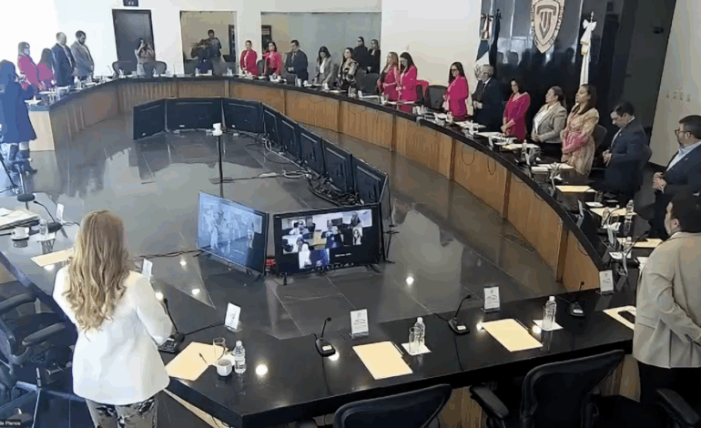 Minuto de silencio en el TSJ por Don Víctor Cruz y magistrado de Campeche