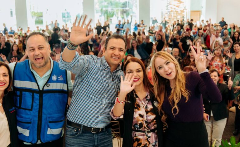  Asiste alcalde Marco Bonilla al “Jueves entre Vecinos” para atender directamente las necesidades de las colonias