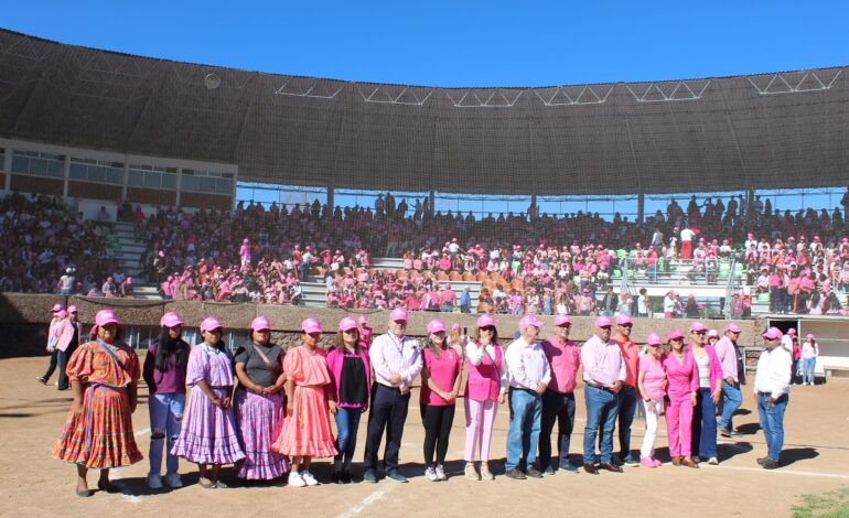  Participan FGE Occidente y CEJUM en el “Gran Lazo Rosa”, evento de concientización contra cáncer de mama