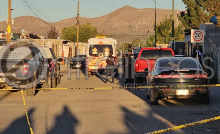  Atacan a balazos a joven de 17 años en Riberas del Sacramento