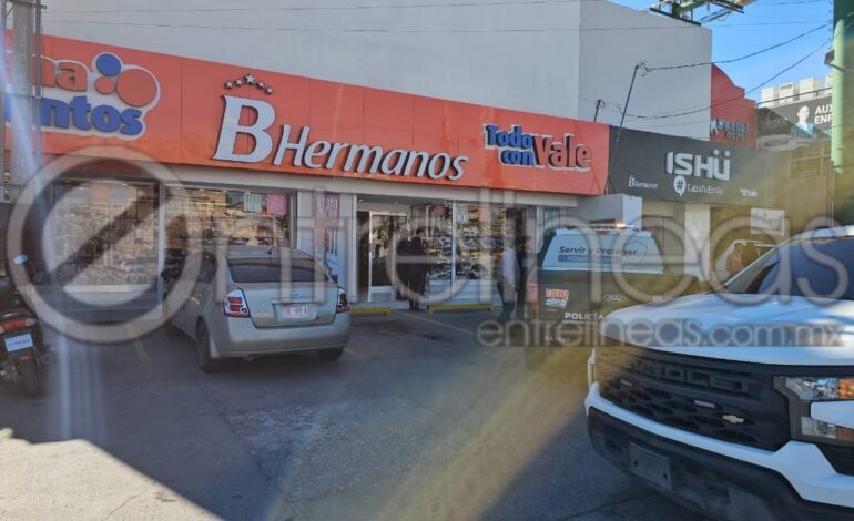  Detiene Policía Municipal a dos por asalto en BHermanos