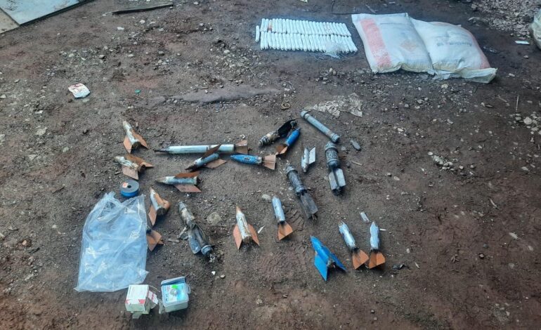  Aseguran en Moris artefactos explosivos, detonadores, un dron y vehículos robados