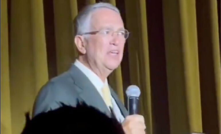 Salinas Pliego abre la puerta a posible candidatura presidencial