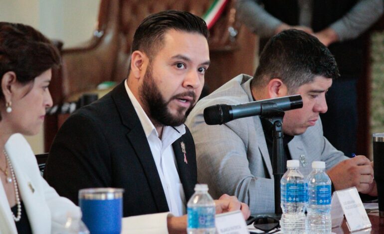  Aprueba Cabildo ajustes, no nuevos impuestos, aclara regidor de Hacienda