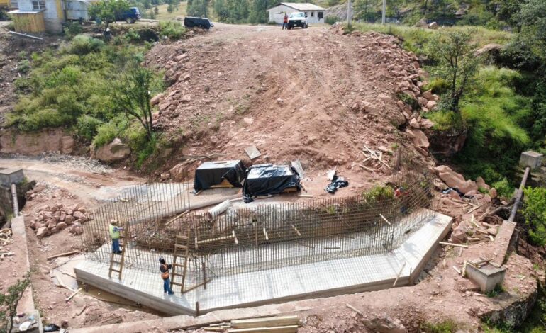Construye Estado puente en Bahuichivo en beneficio de 17 mil habitantes de la región serrana