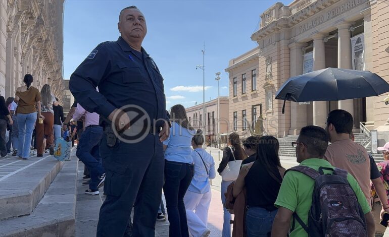  Descartan bomba en Palacio de Gobierno, regresa personal