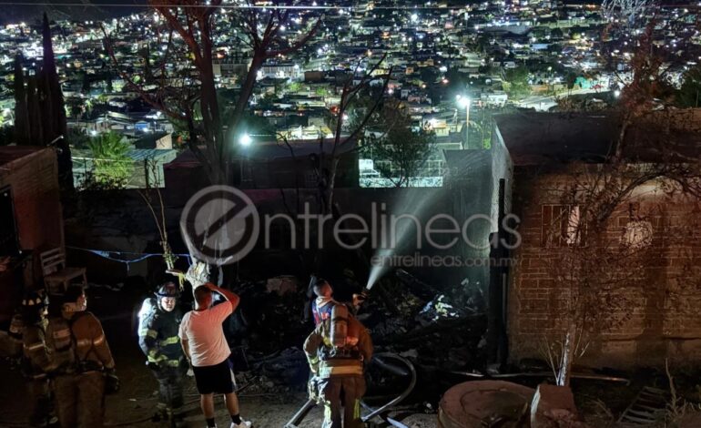 Mujer incendia su vivienda; fue detenida por la Policía Municipal