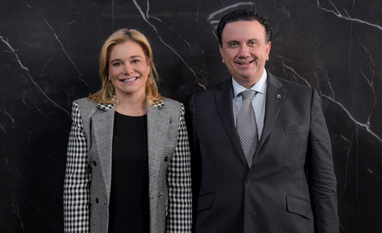  Maru Campos se reúne con líder nacional de Coparmex