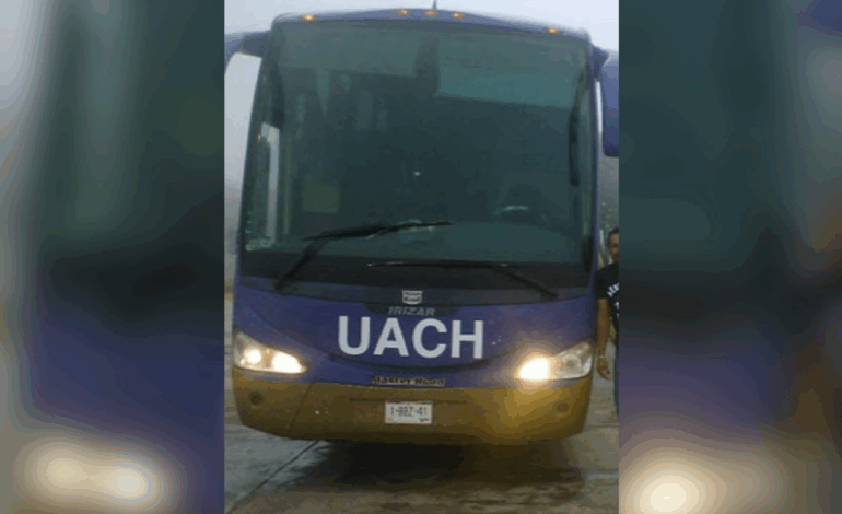  Estudiantes de Derecho quedaron varados 8 horas en Zacatecas por manifestaciones, retomaron trayecto a Chihuahua