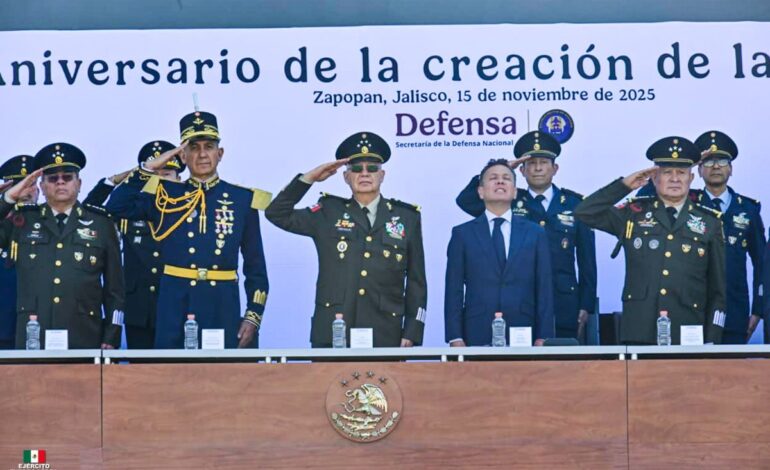 Secretario de Defensa resalta origen de la aviación militar en 110 Aniversario de la Escuela Militar de Aviación