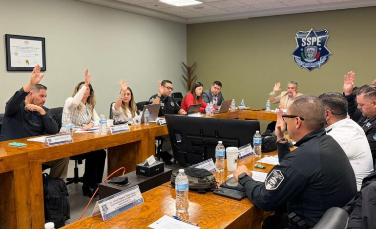  Sesiona Comisión del Servicio Profesional de Carrera de la SSPE para definir estímulos y elegir al Policía del Año 2025