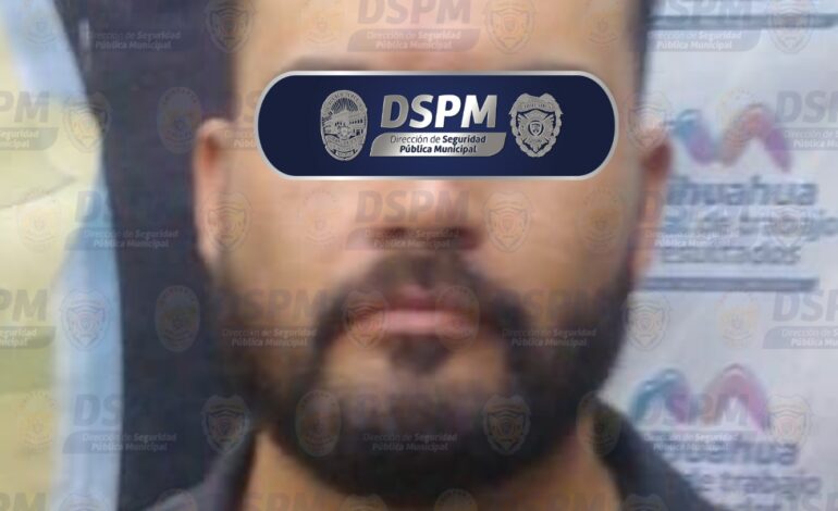  Agentes de Atención a Pandillas aseguran automovilista con varias porciones aparentemente de cocaína