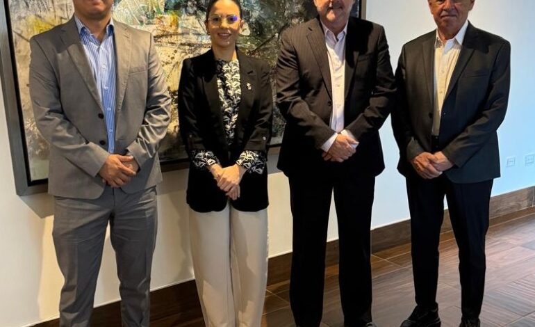  Se reúne presidente del CCE Chihuahua con Cónsul Comercial de Canadá en México