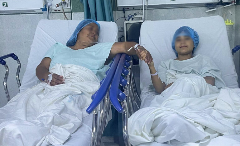  Madre rarámuri dona vida a su hija: Realizan con éxito trasplante renal en el Hospital Central