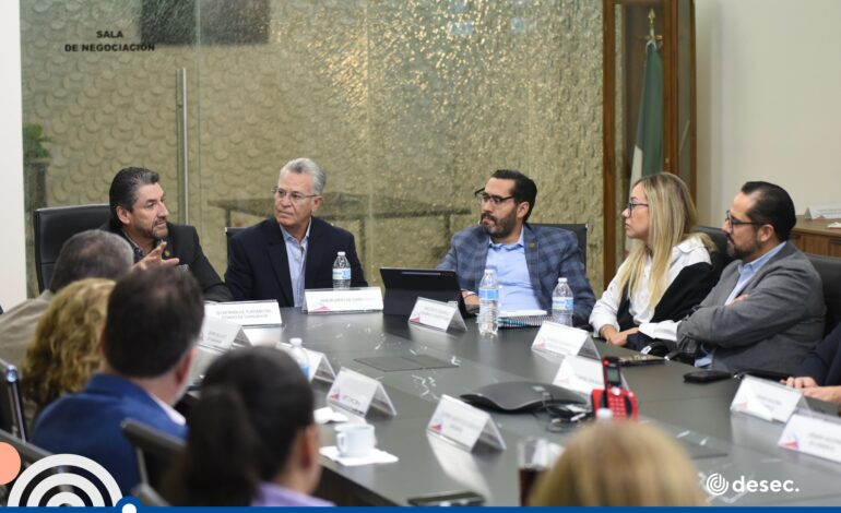  Se reúnen empresarios con Consejo de Aeropuerto de la de Chihuahua; conectividad y obras