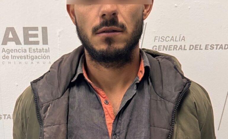  Catean dos viviendas en Cuauhtémoc y detienen a hombre en posesión de cristal