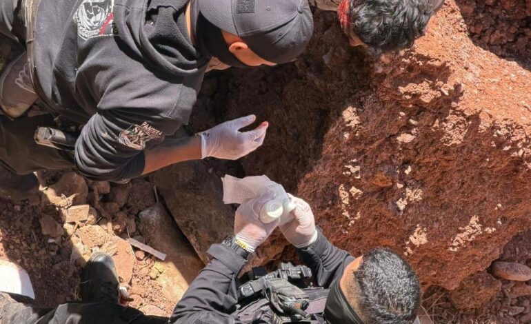  Rescatan a hombre lesionado tras ser arrojado de un puente en Cuauhtémoc