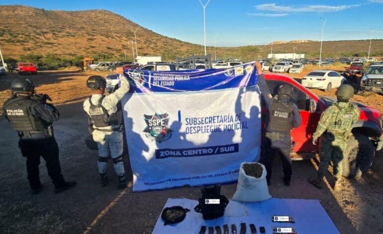  Helicóptero de la SSPE localiza vehículo sospechoso oculto en la maleza durante operativo en Parral