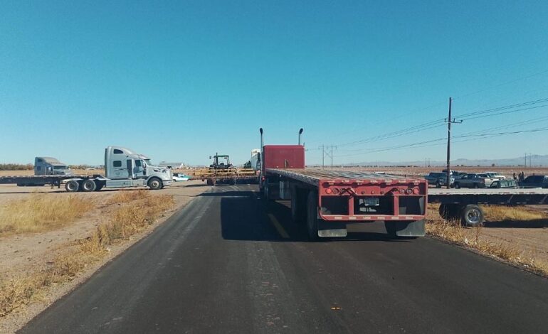  Bloqueos en 4 carreteras en segundo día de manifestaciones por productores y transportistas