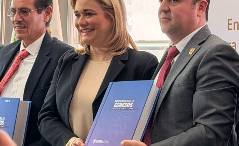  Recibe Congreso del Estado el Paquete Económico 2026