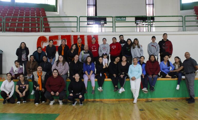  Realizan taller de prevención y defensa personal para mujeres del CEJUM