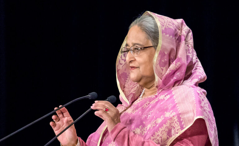  Condenan a muerte a exprimera ministra de Bangladesh
