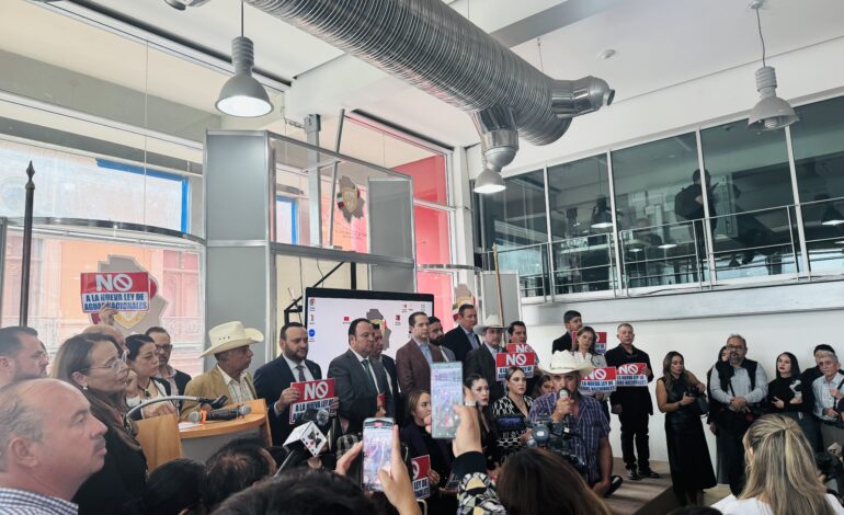  “Antes de ser de Morena, ¡ustedes son de Chihuahua!”: agricultores claman apoyo vs Ley de Aguas