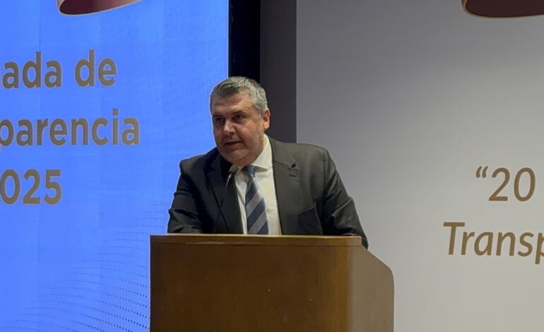  «Tenemos que trabajar hasta el último día, la transparencia es el fin»: Facio en el 20 aniversario del Ichitaip