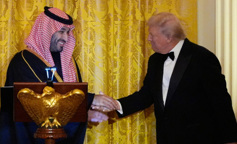  La aprobación de Trump cae a su nivel más bajo en lo que lleva de mandato