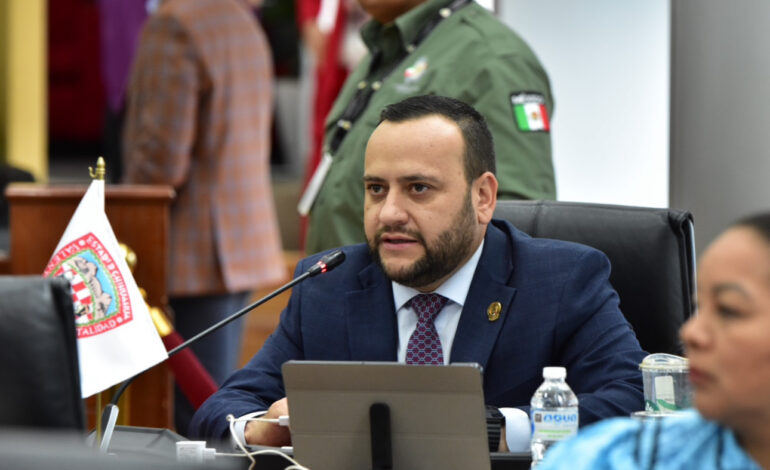  Discursos de morenistas están llenos de pueblo, pero sus acciones llenas de traición: Arturo Medina por Ley de Aguas