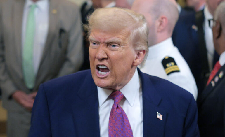  Trump pide ejecución de legisladores demócratas que llamaron a militares a desobedecer sus órdenes