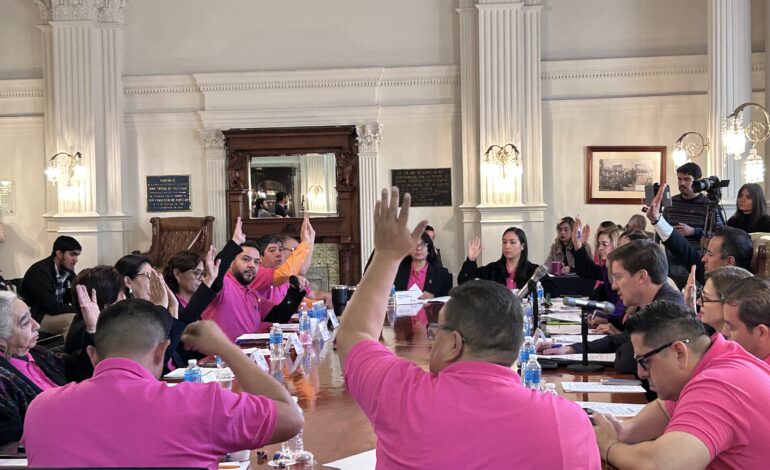  Aprueban regidores la Convocatoria para constituir el primer Cabildo de Mujeres
