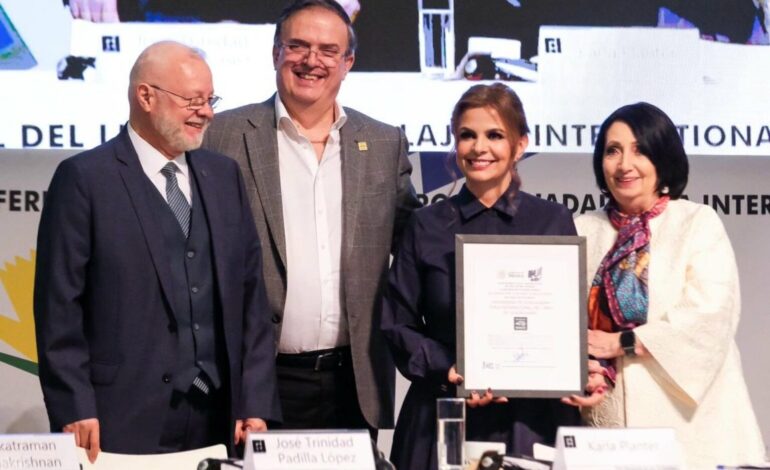  FIL de Guadalajara recibe el sello de “Hecho en México”