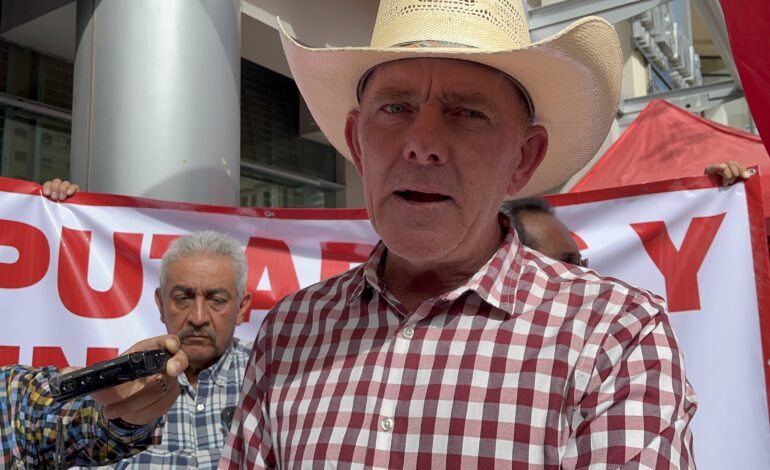  Amenazan productores tomar puentes internacionales y puertos si aprueban Ley de Agua