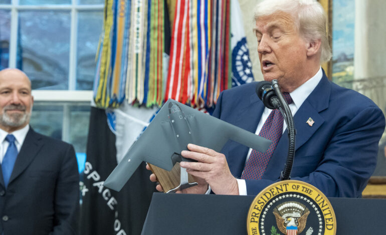  Trump dice que pilotos de los B-2 disfrutaron de bombardear Irán