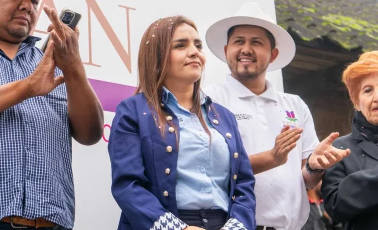  Es Grecia Quiroz, viuda de Manzo, nueva Alcaldesa de Uruapan