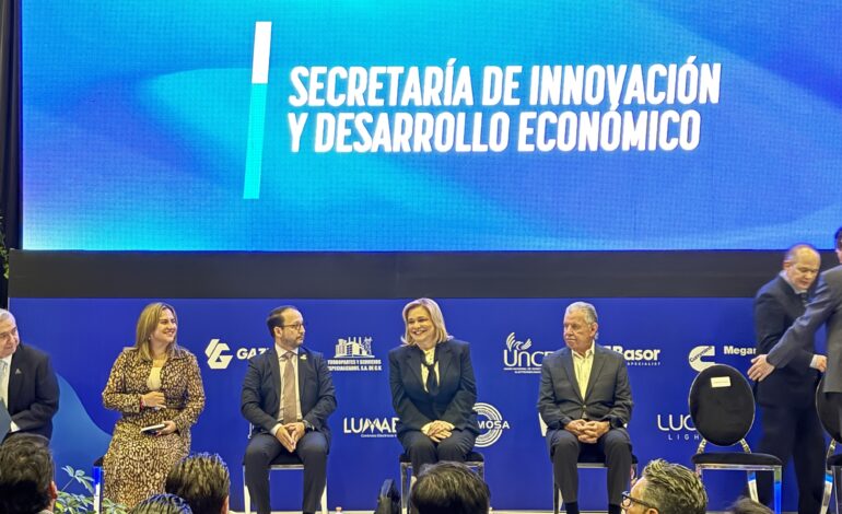  Inaugura Maru Campos el Foro-Expo de Energía Chihuahua, analizarán retos del país