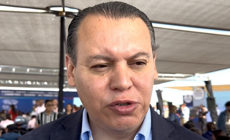  Continúa Mantenimiento Urbano reforzando áreas para evitar robo de cableado