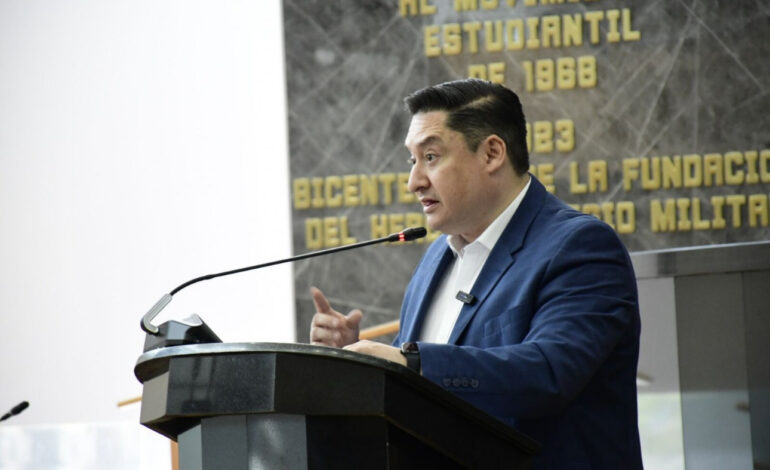  Líder del GPPAN augura impunidad y olvido si FGR atrae caso de Corral