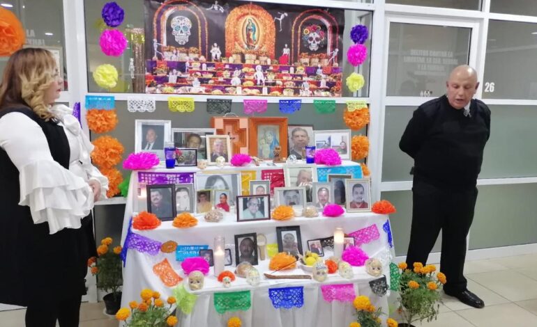  Rinden tributo con altar a compañeros fallecidos en FGE Norte